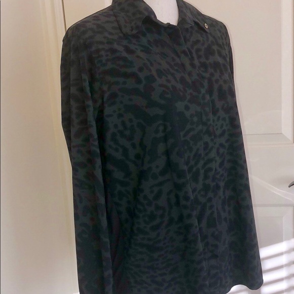 Lululemon Day Trip Blouse - Picture 6 of 6